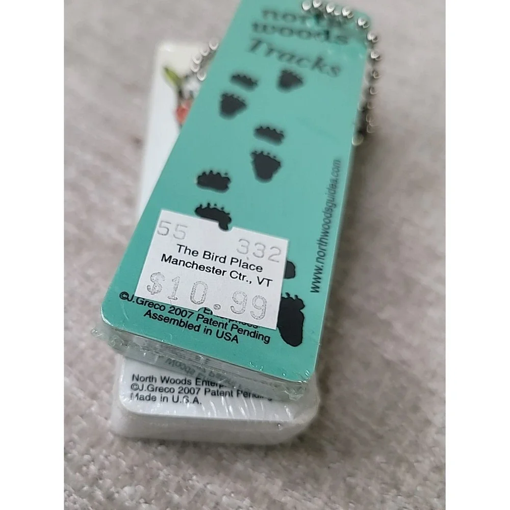 North Woods Wild Flowers & Tracks Double Sided Plastic Card Set‎ Key Chains NEW